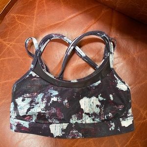 Lululemon sports bra /SOLD/